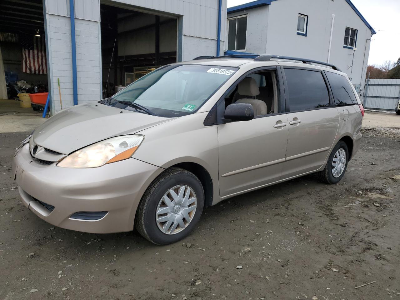 Lot #3290276273 2010 TOYOTA SIENNA CE