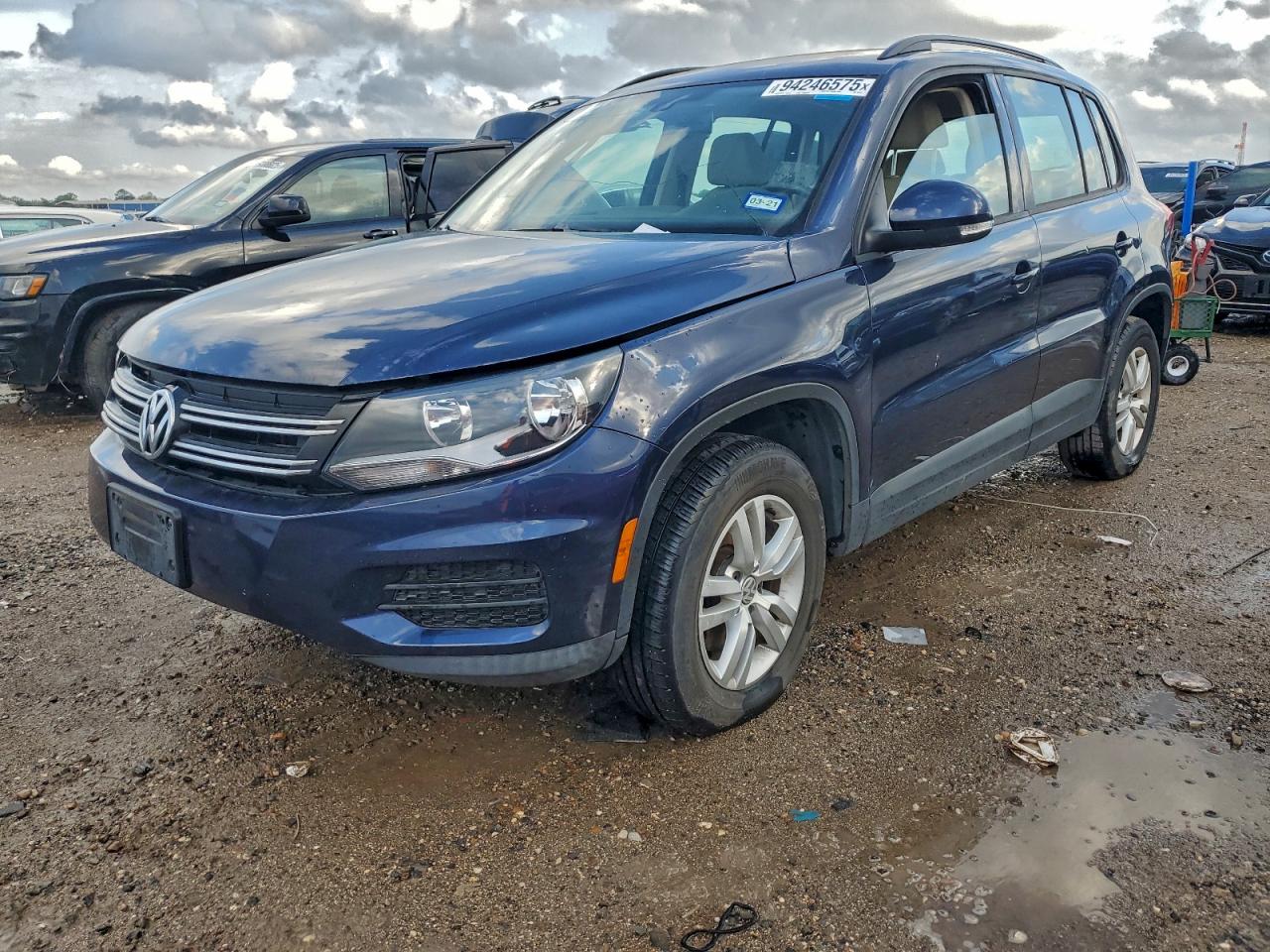 VOLKSWAGEN TIGUAN S