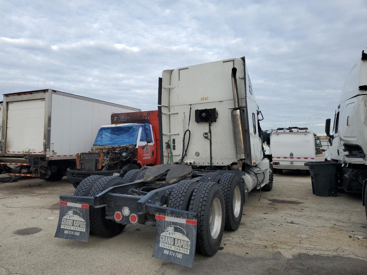 Lot #3310327954 2016 FREIGHTLINER CONVENTION
