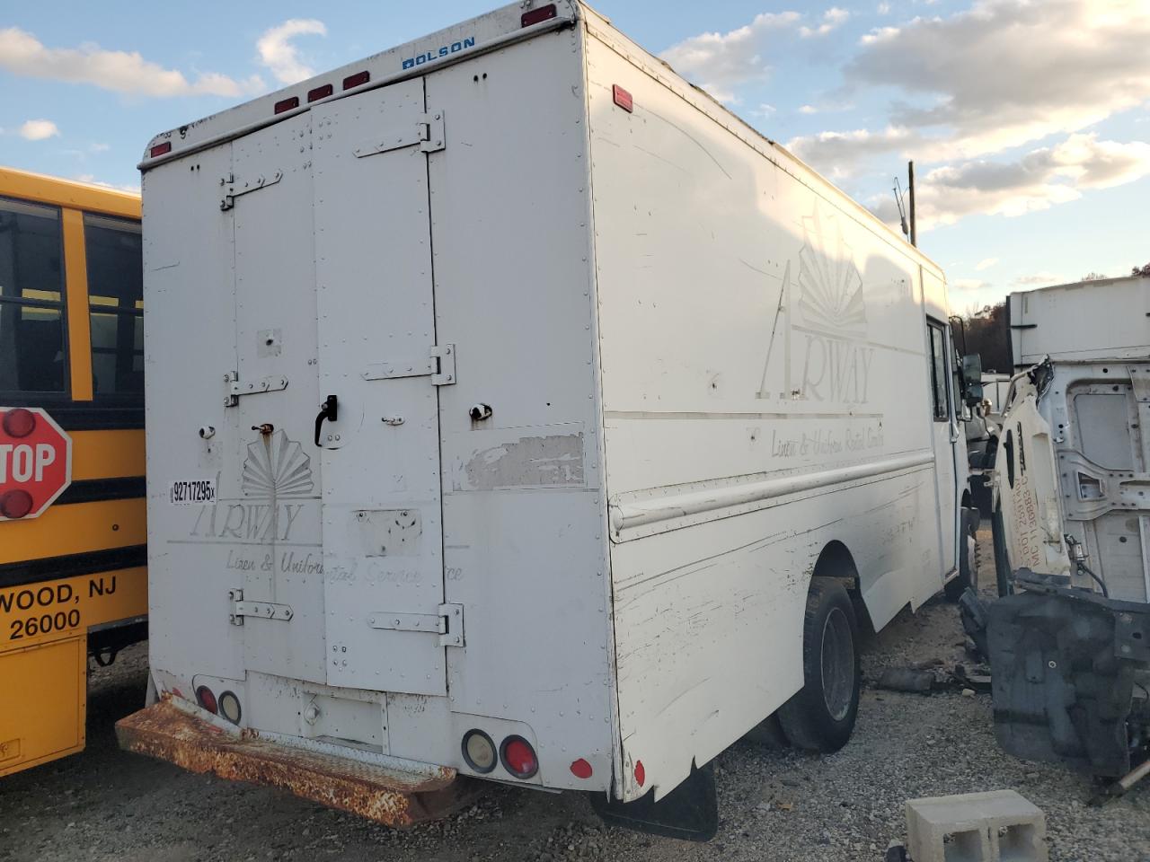 Lot #3291207981 2008 WORKHORSE CUSTOM CHASSIS COMMERCIAL