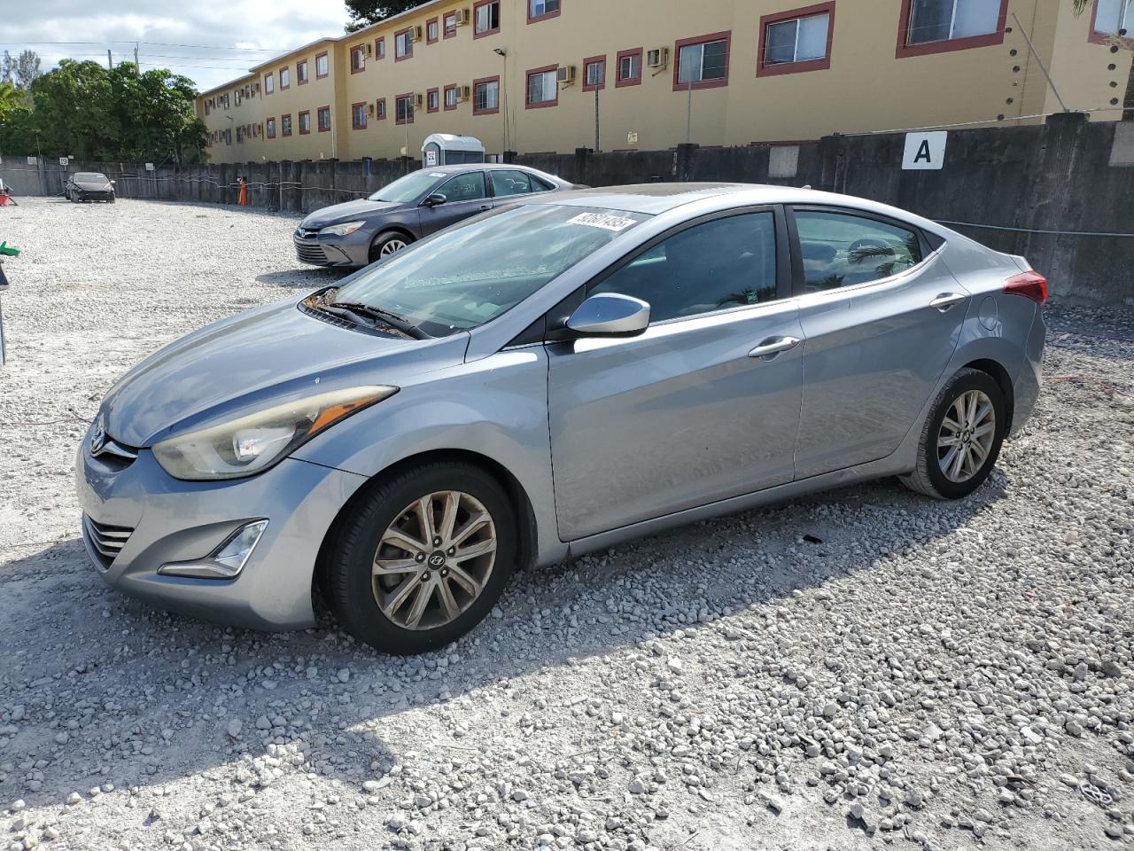 HYUNDAI ELANTRA SE