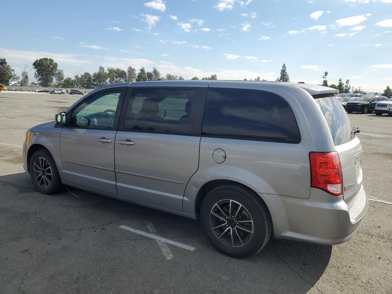 DODGE GRAND CARAVAN SE