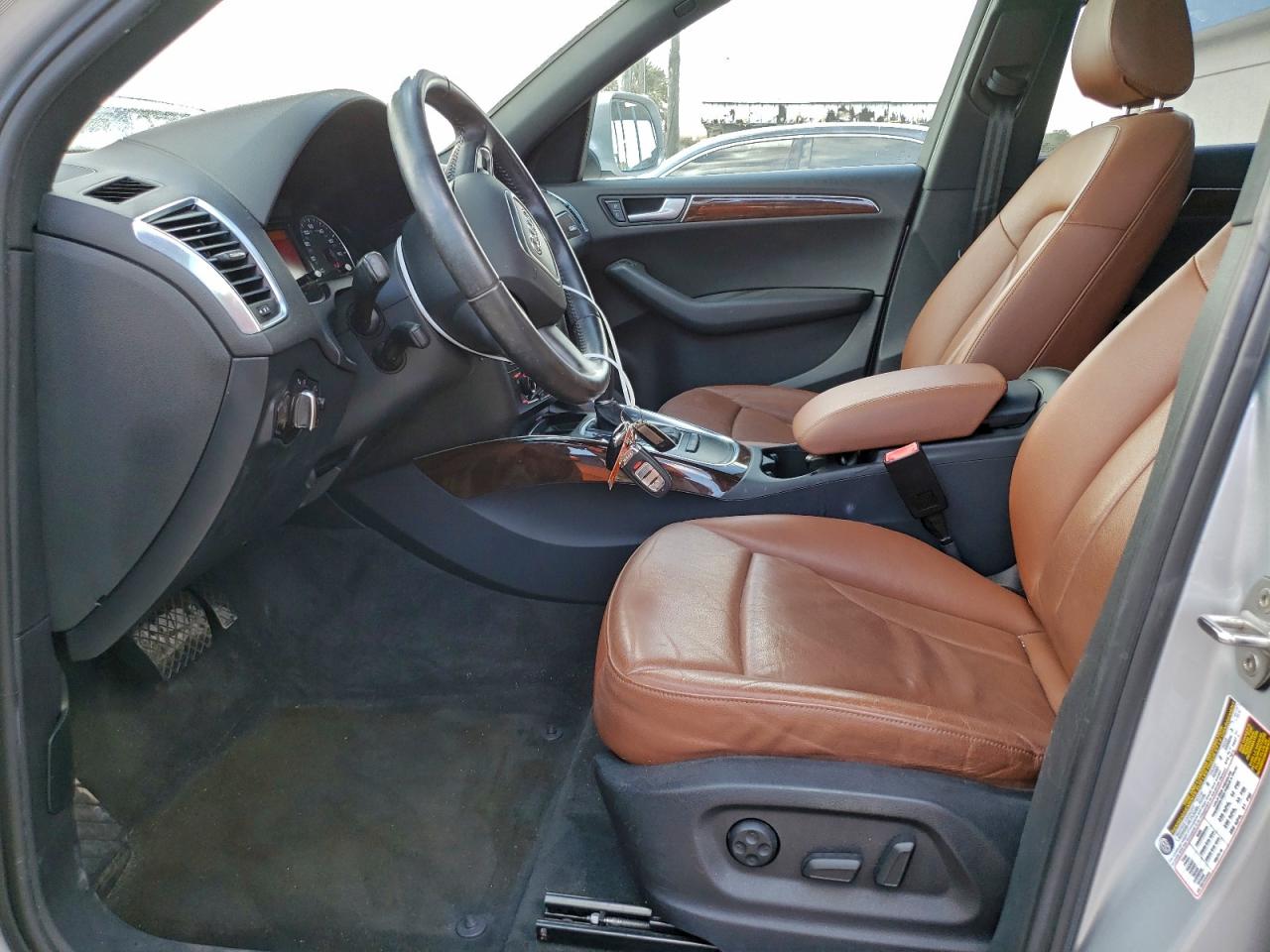 AUDI Q5 PREMIUM PLUS