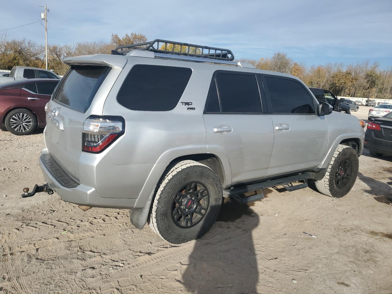 TOYOTA 4RUNNER SR5