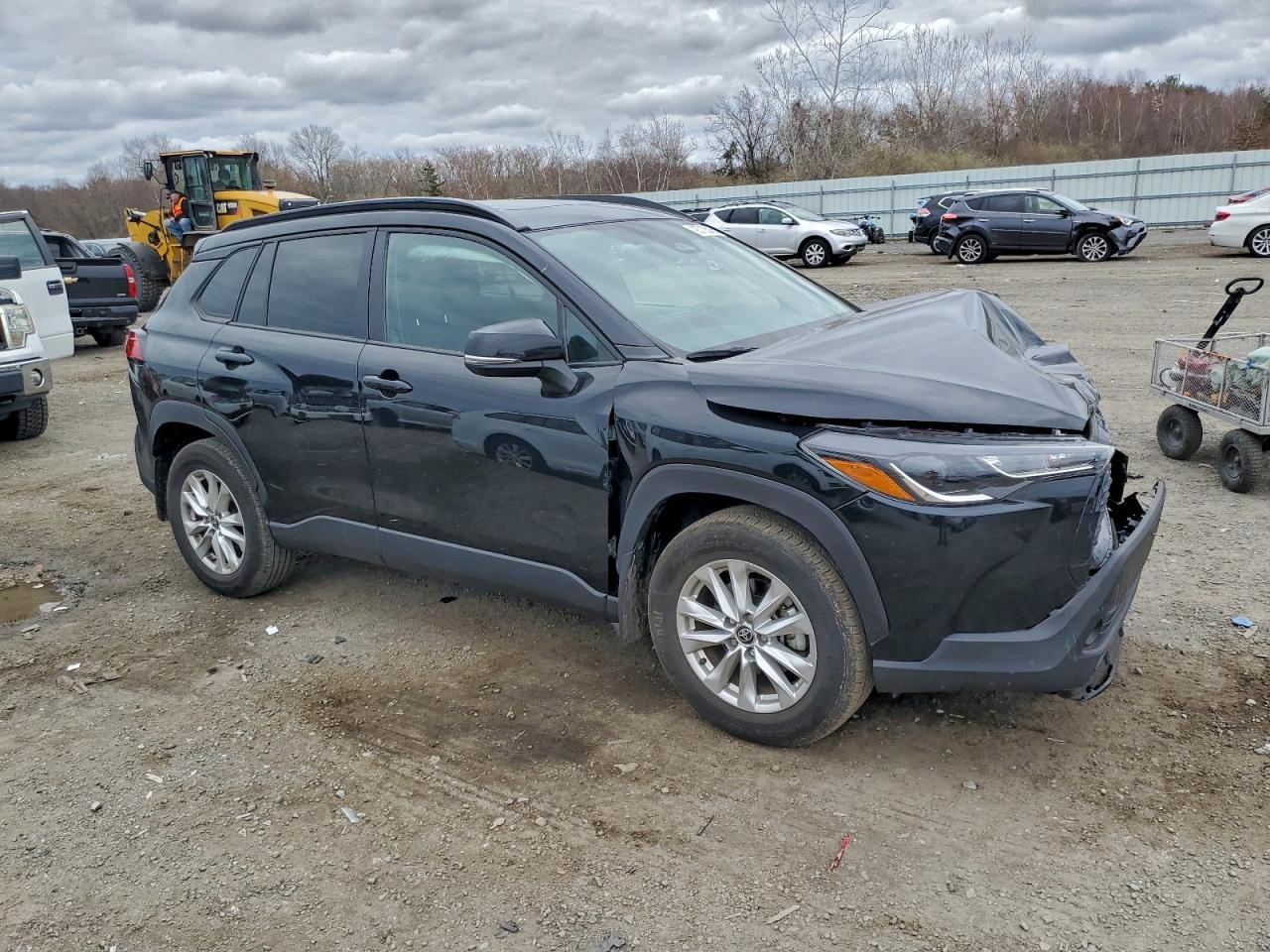 TOYOTA COROLLA CROSS LE