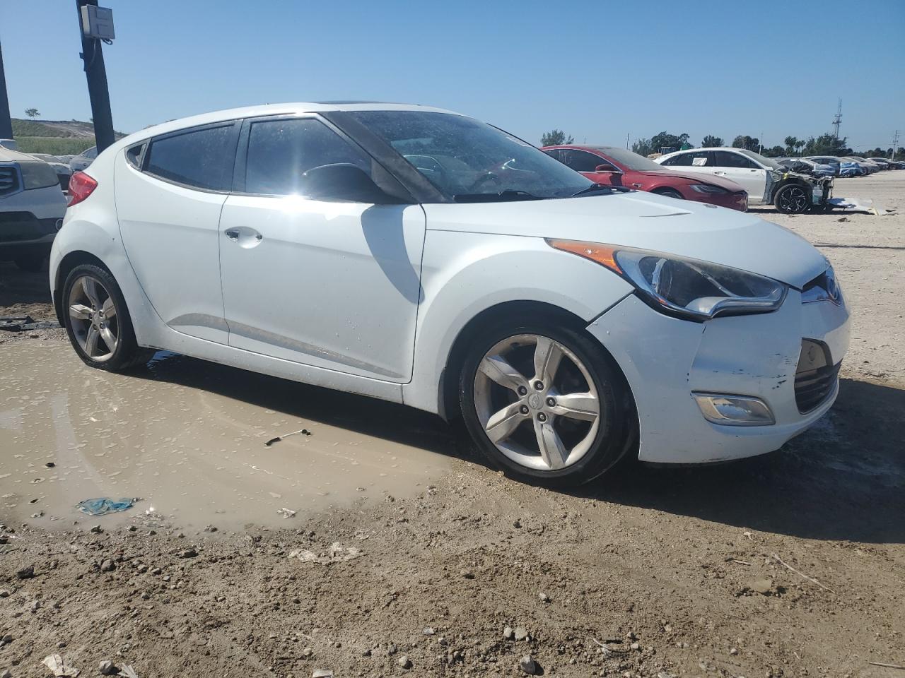 HYUNDAI VELOSTER