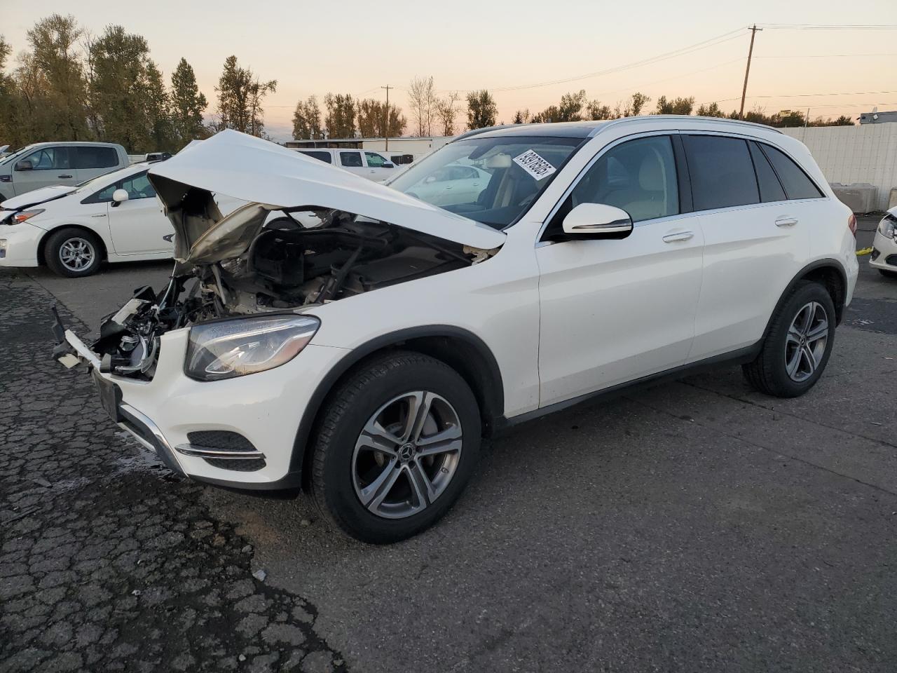 MERCEDES-BENZ GLC-CLASS 300 4MATIC