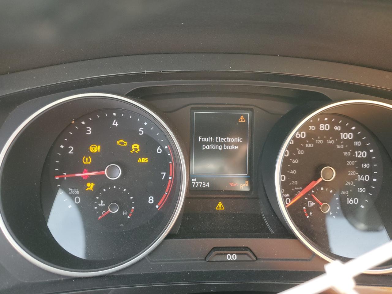 VOLKSWAGEN TIGUAN SE