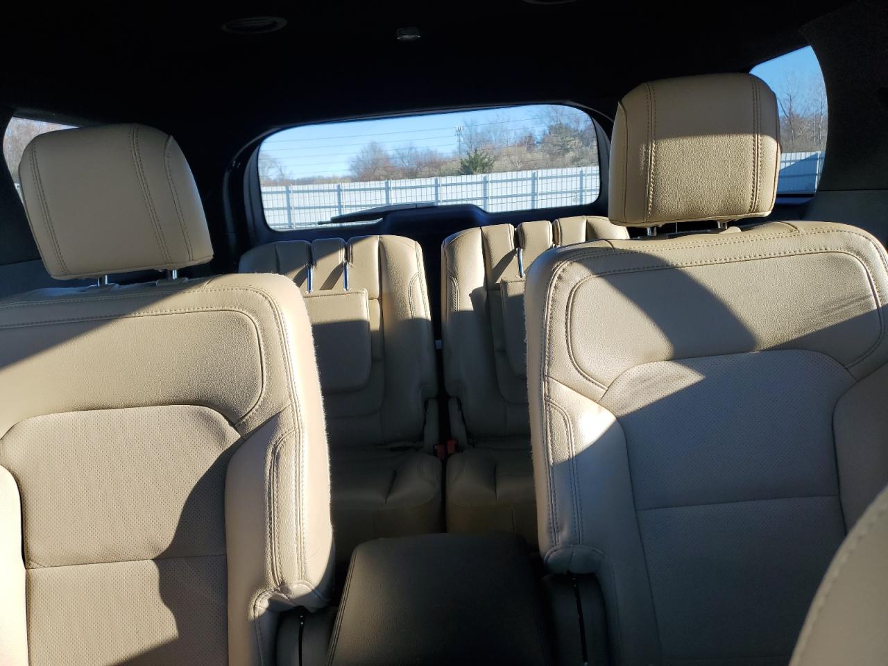 FORD EXPLORER LIMITED