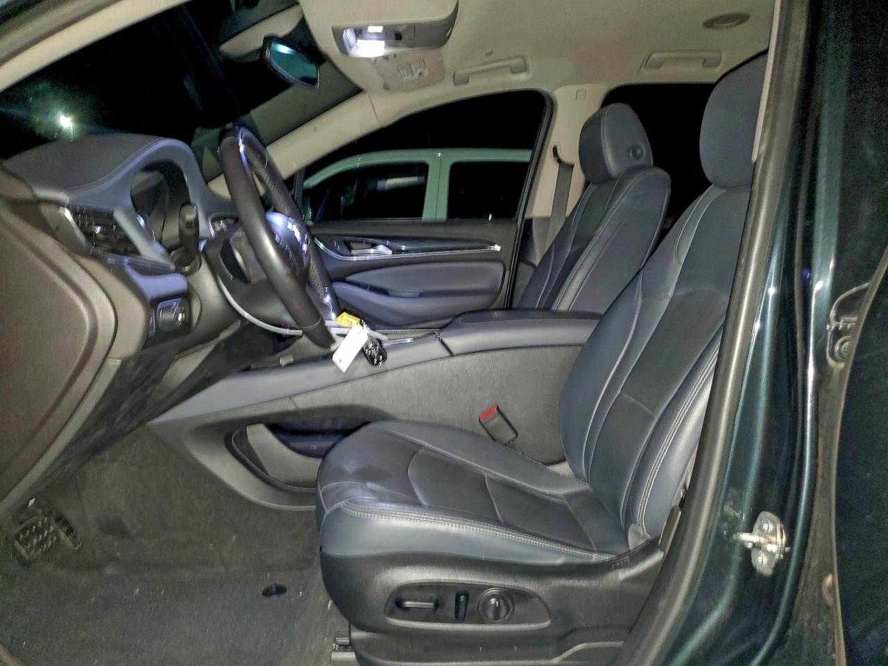 BUICK ENCLAVE ESSENCE