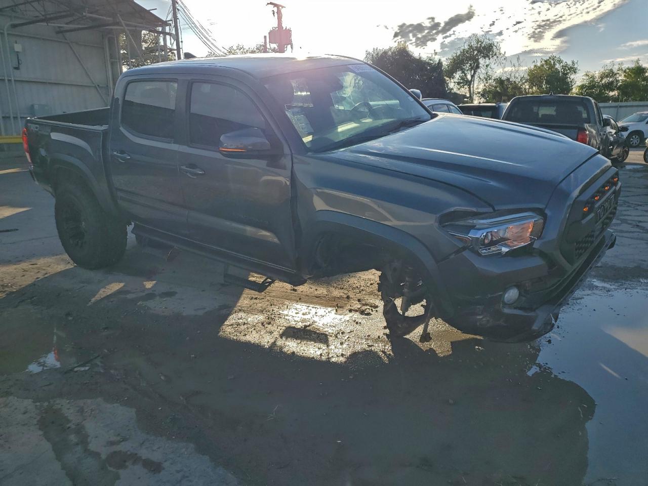 TOYOTA TACOMA DOUBLE CAB