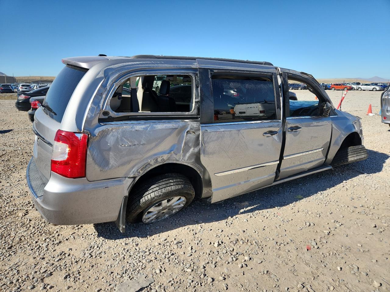 CHRYSLER TOWN & COUNTRY TOURING