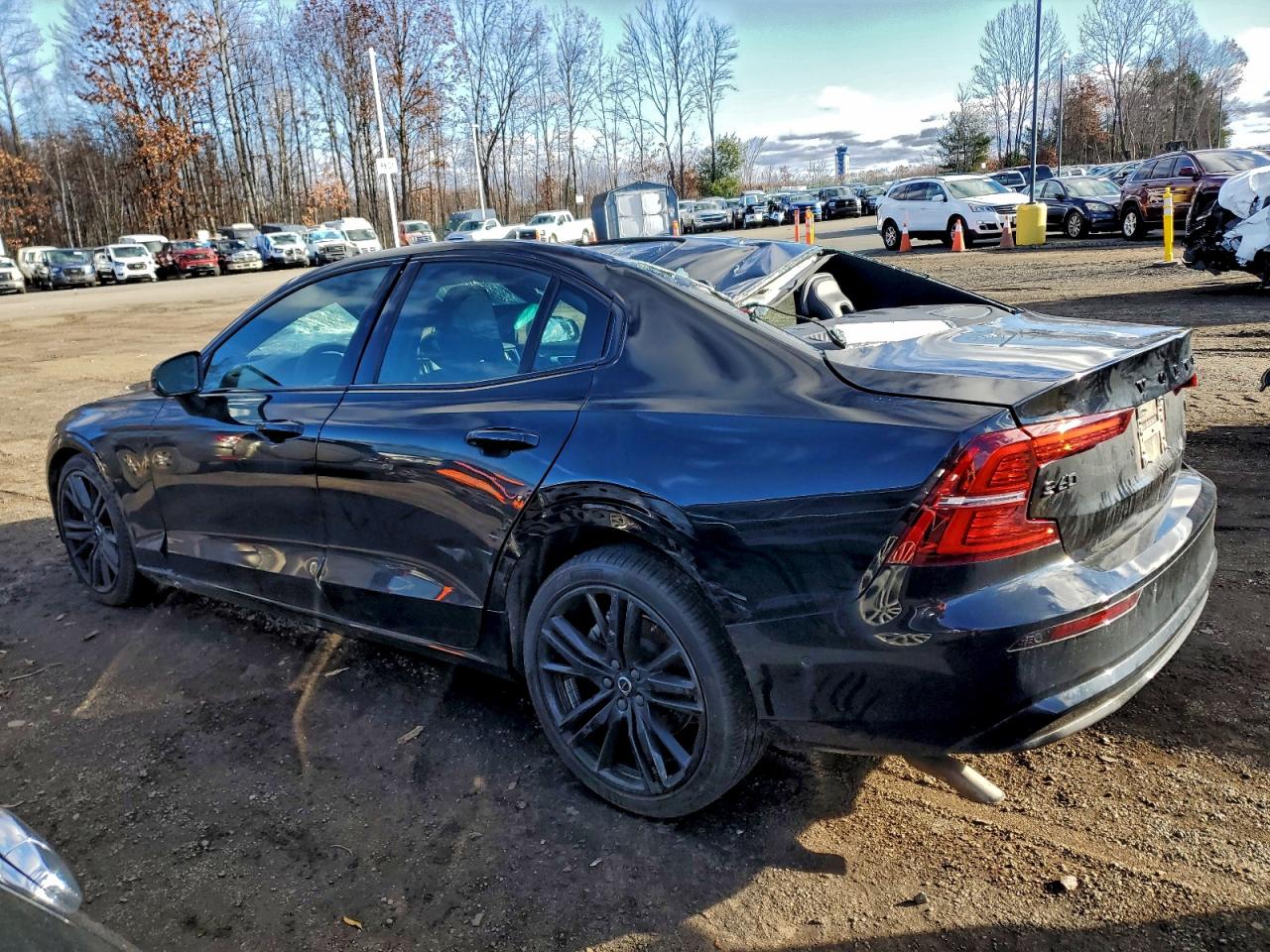 Lot #3302762342 2024 VOLVO S60 PLUS