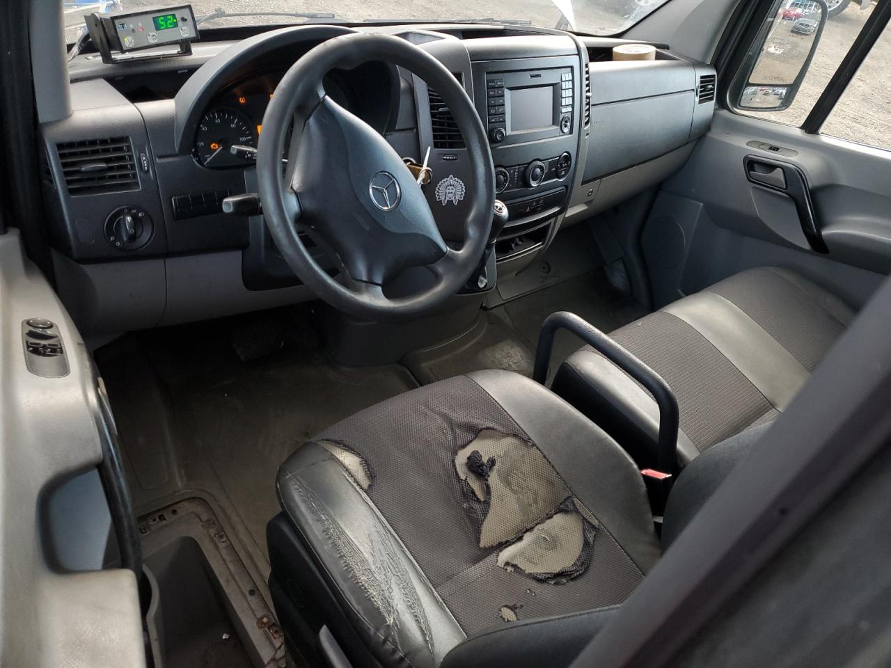 MERCEDES-BENZ SPRINTER 2500