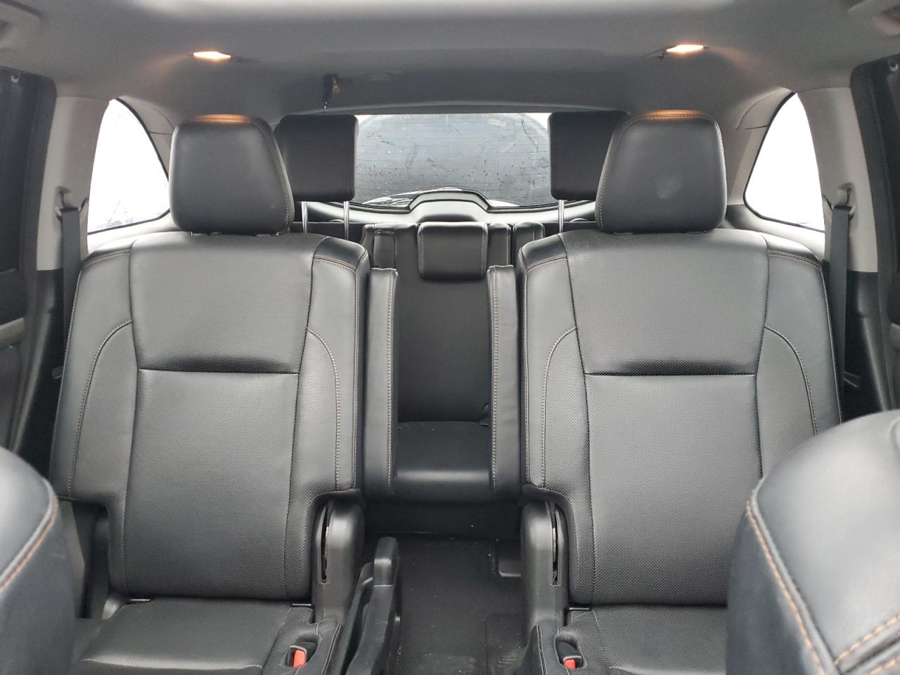 TOYOTA HIGHLANDER LIMITED