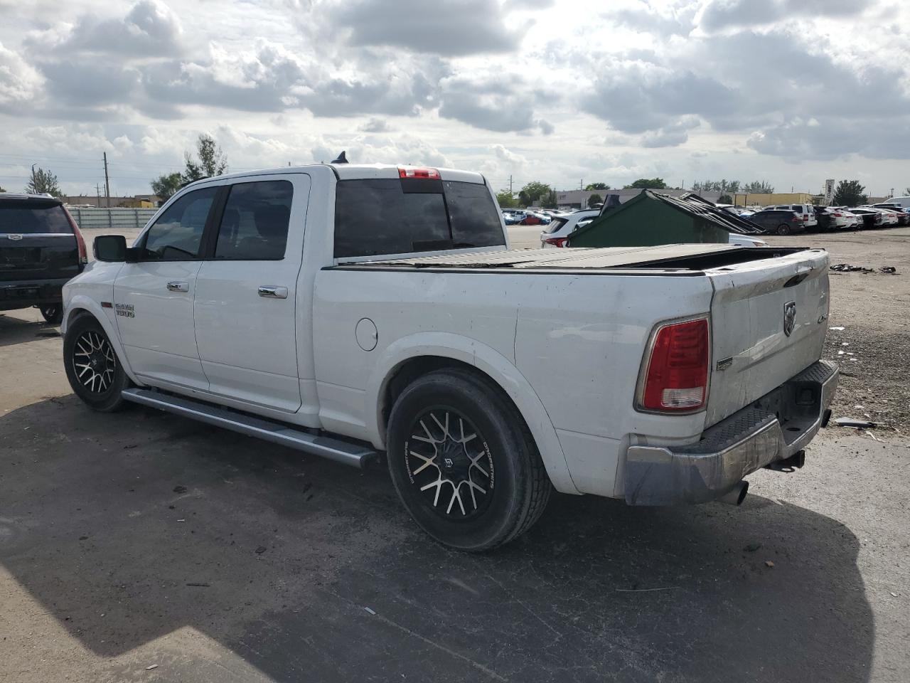 Lot #3305362303 2015 RAM 1500 LARAM
