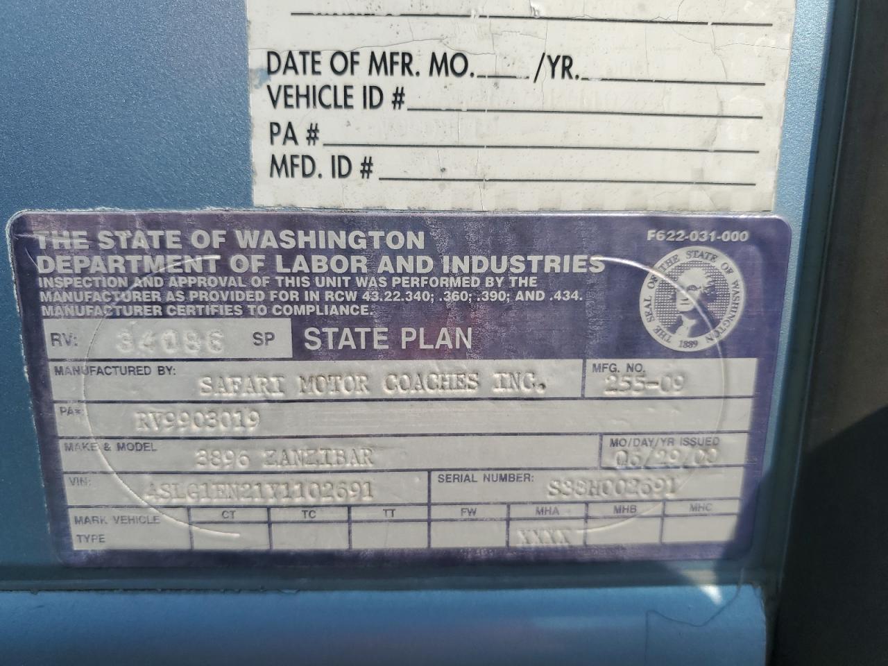 Lot #3283903352 2000 SAFARI MOTORHOME