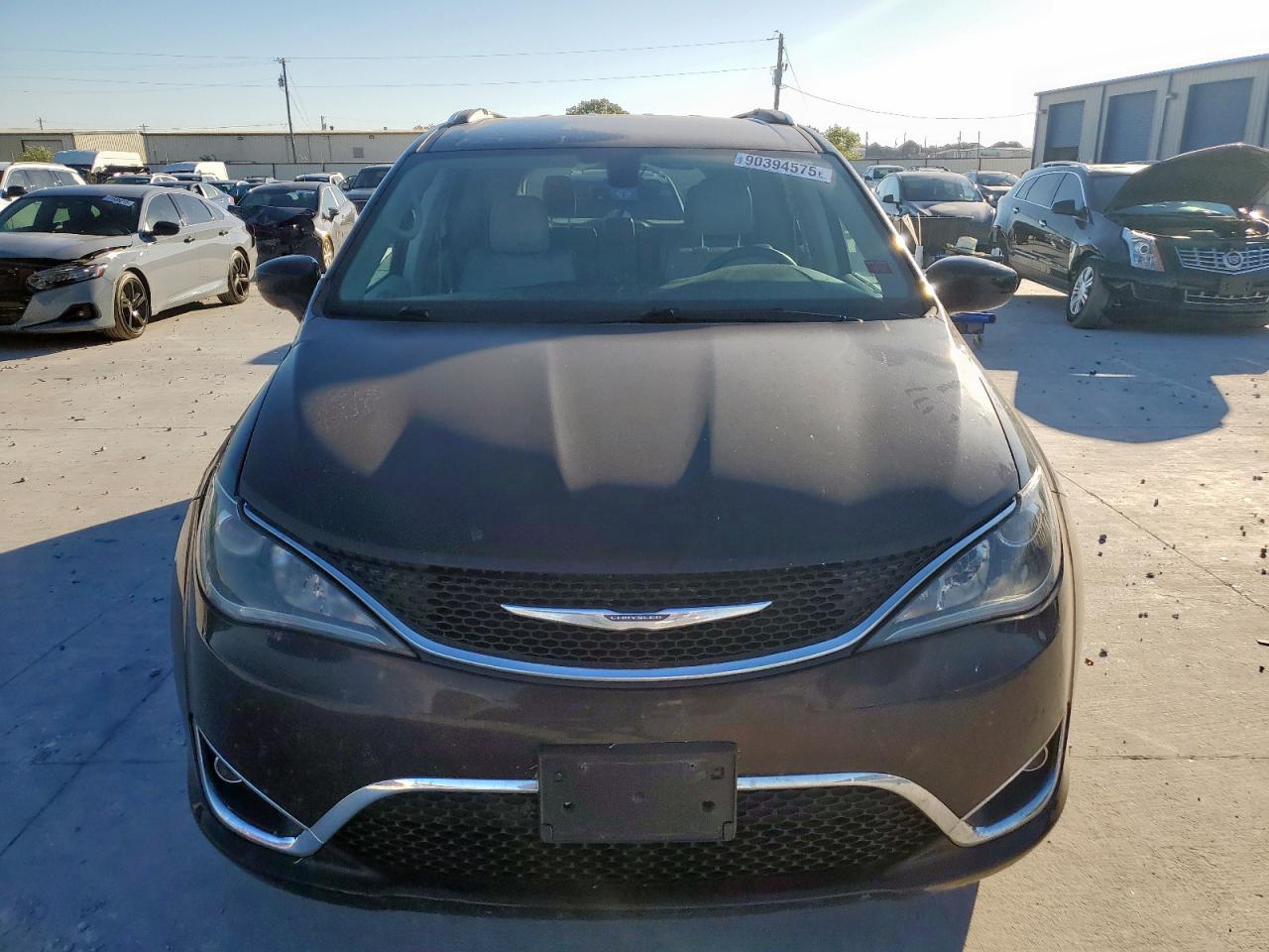 CHRYSLER PACIFICA TOURING L PLUS