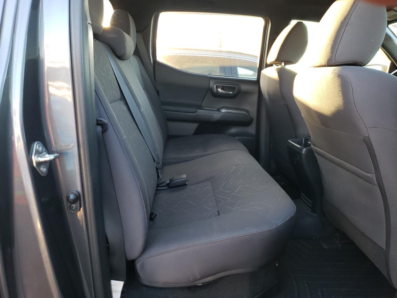 TOYOTA TACOMA DOUBLE CAB