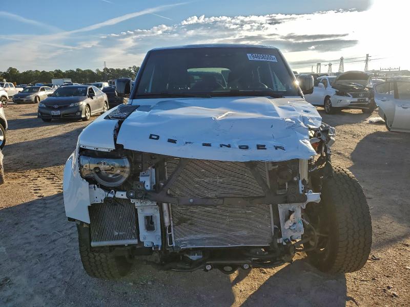 2024 LAND ROVER DEFENDER 1 #3301735333