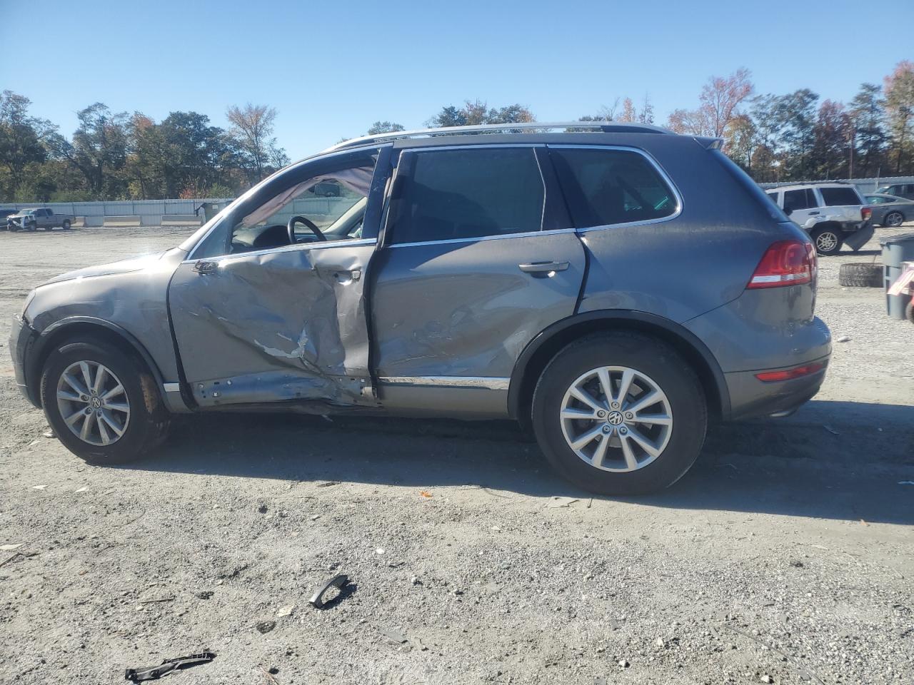 VOLKSWAGEN TOUAREG V6