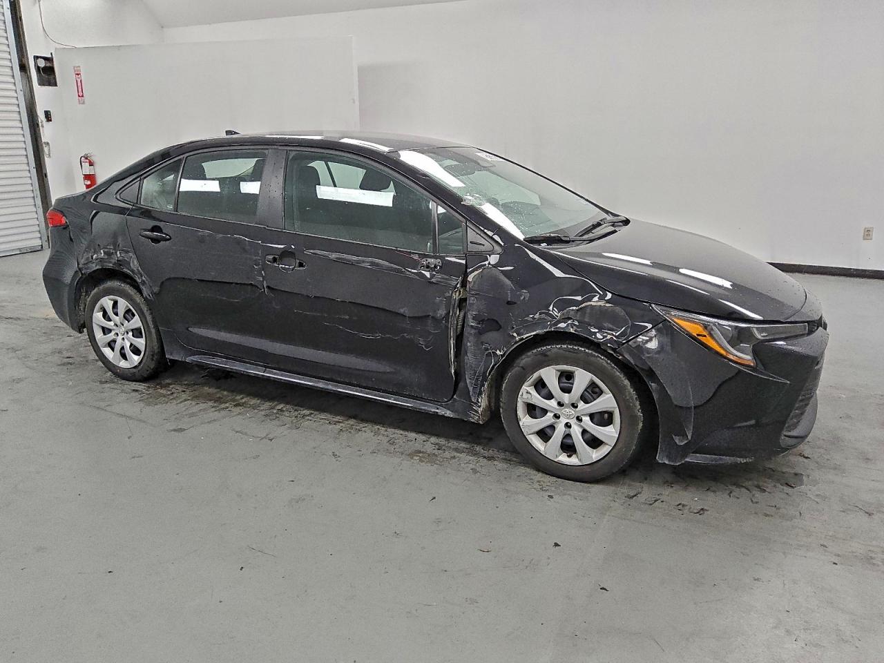 Lot #3303670933 2025 TOYOTA COROLLA LE