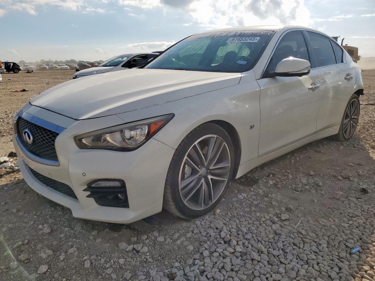 INFINITI Q50 BASE