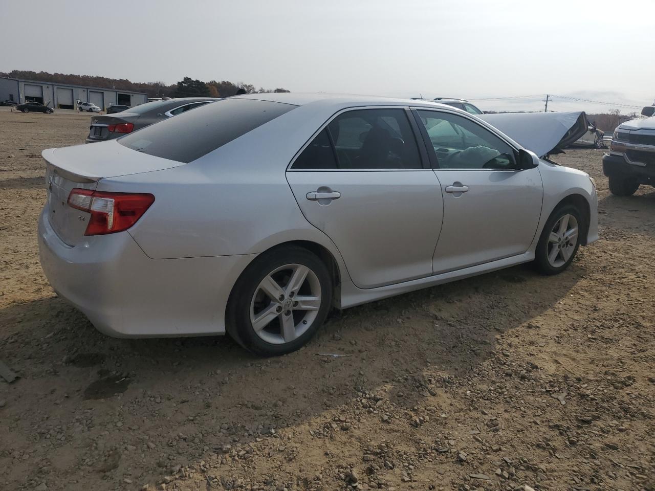 TOYOTA CAMRY L