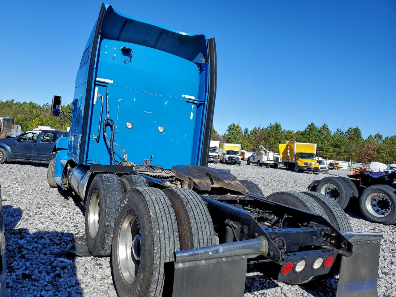 Lot #3298024144 2013 KENWORTH CONSTRUCTI