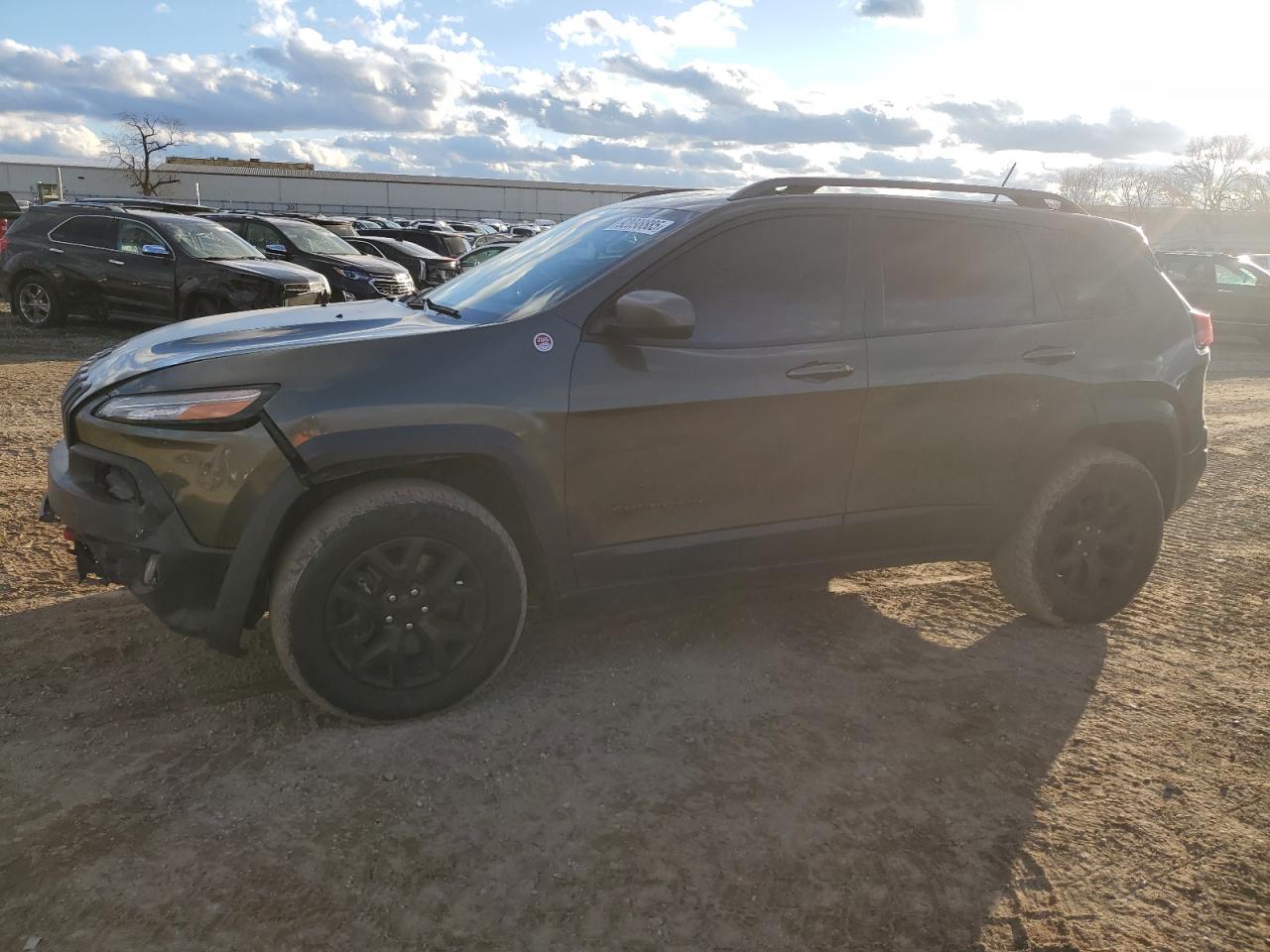 JEEP CHEROKEE TRAILHAWK