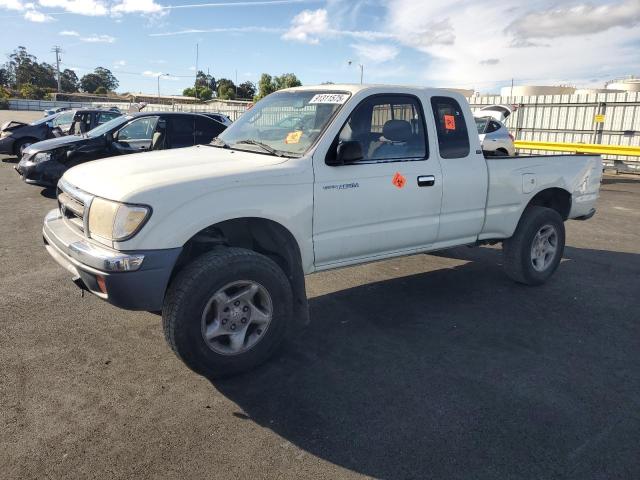 TOYOTA TACOMA XTR