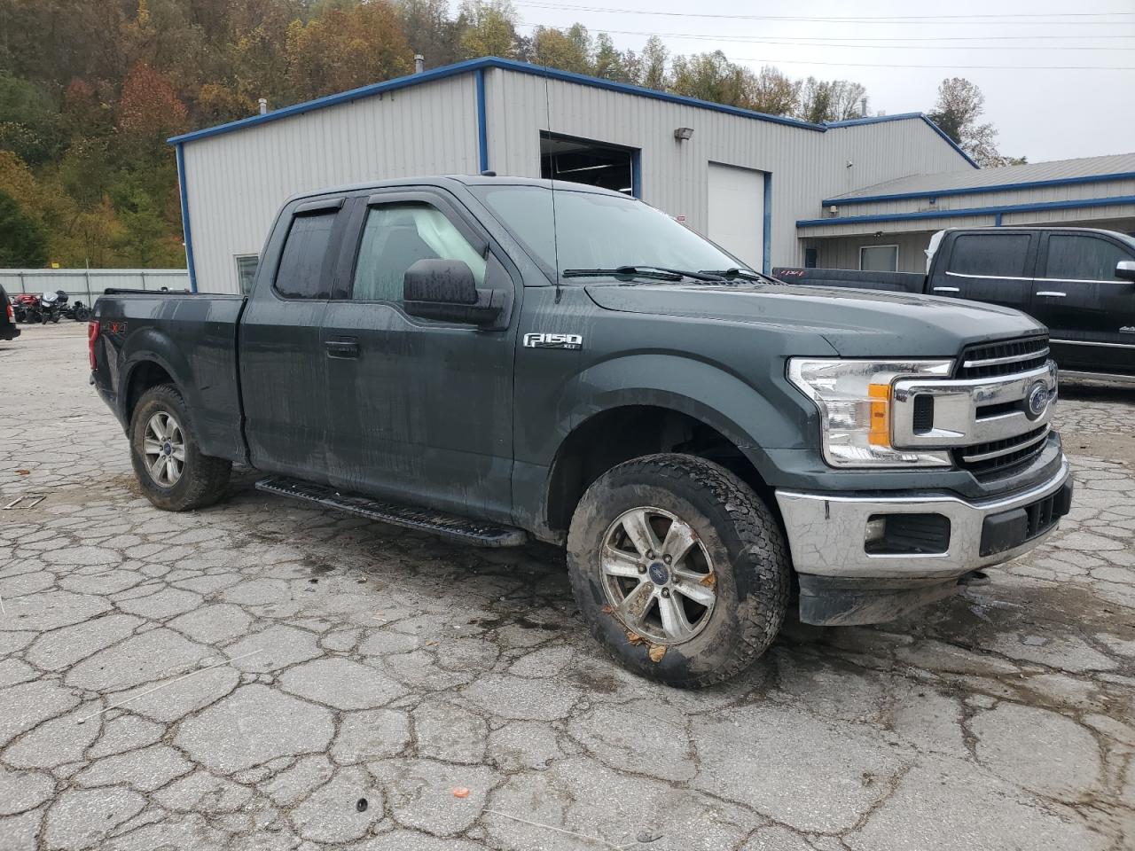 FORD F-150 SUPER CAB