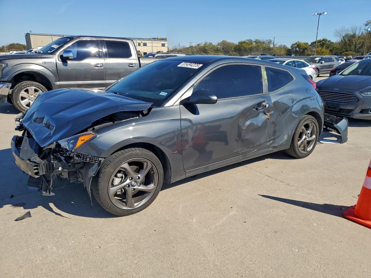 HYUNDAI VELOSTER BASE