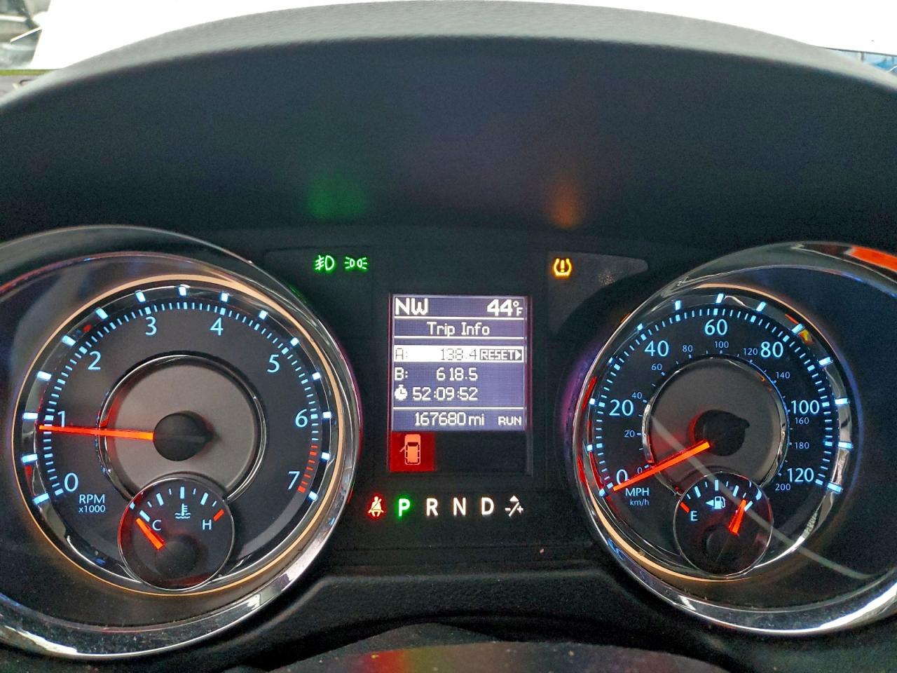 CHRYSLER TOWN & COUNTRY TOURING