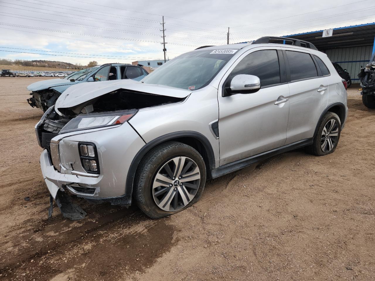 MITSUBISHI OUTLANDER ES