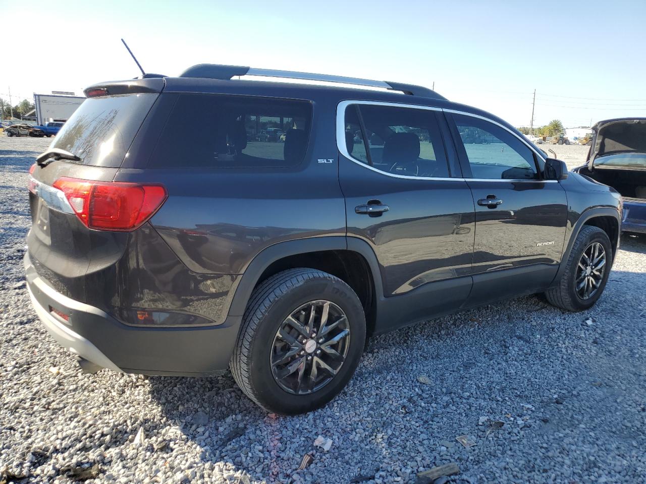 GMC ACADIA SLT-1