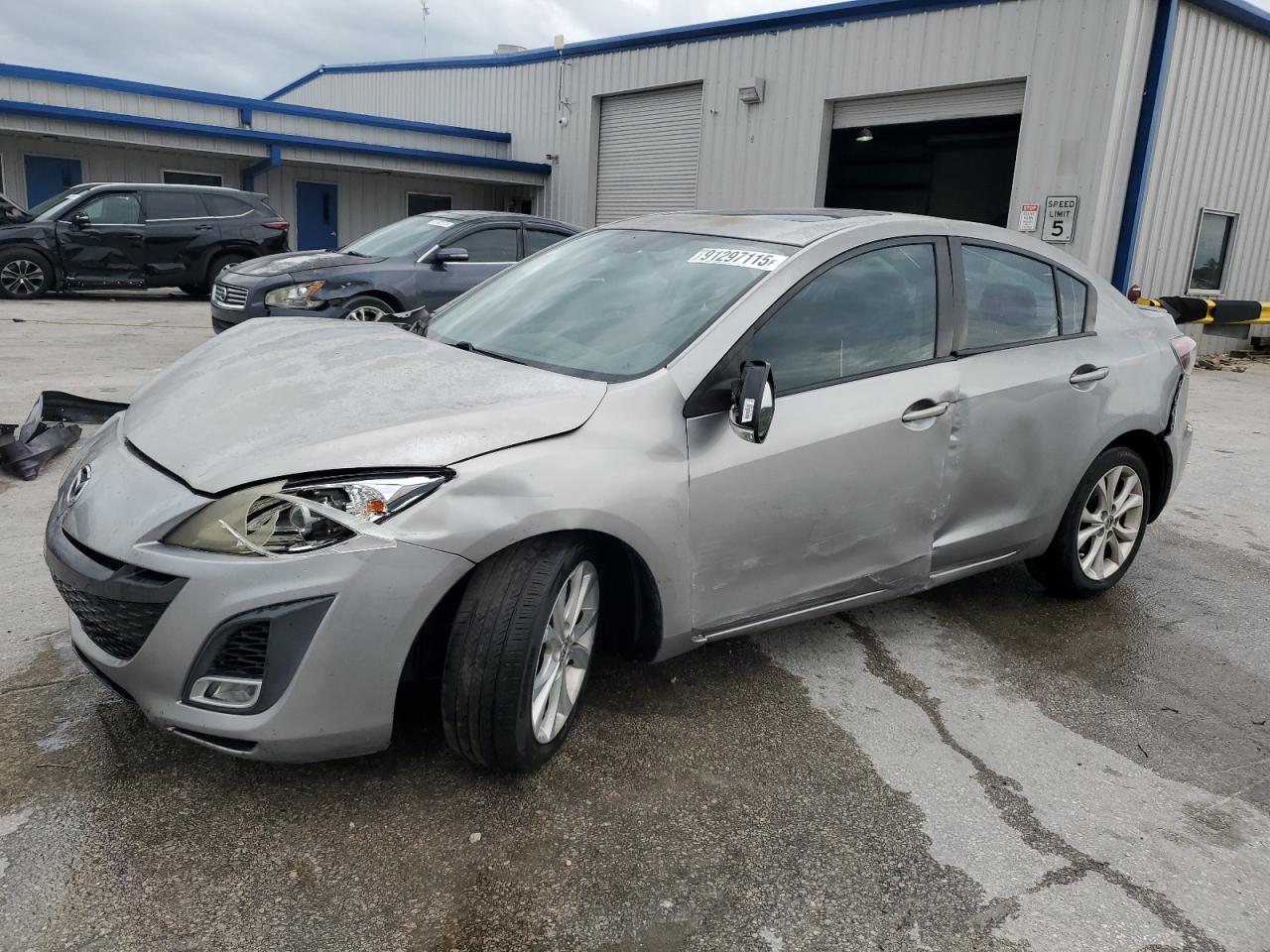 MAZDA 3 S