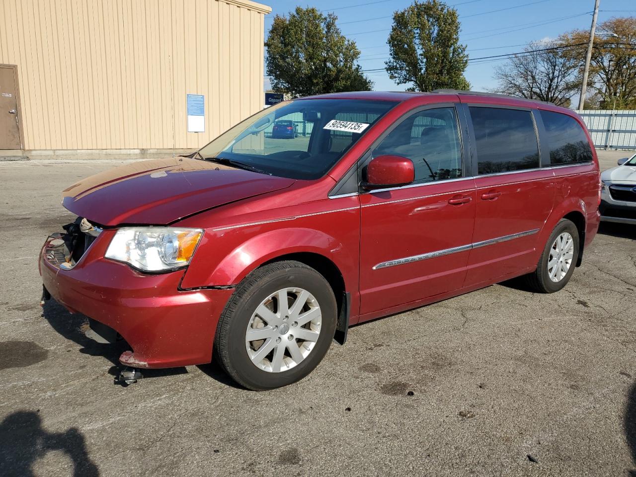Lot #3302736031 2014 CHRYSLER TOWN & COU