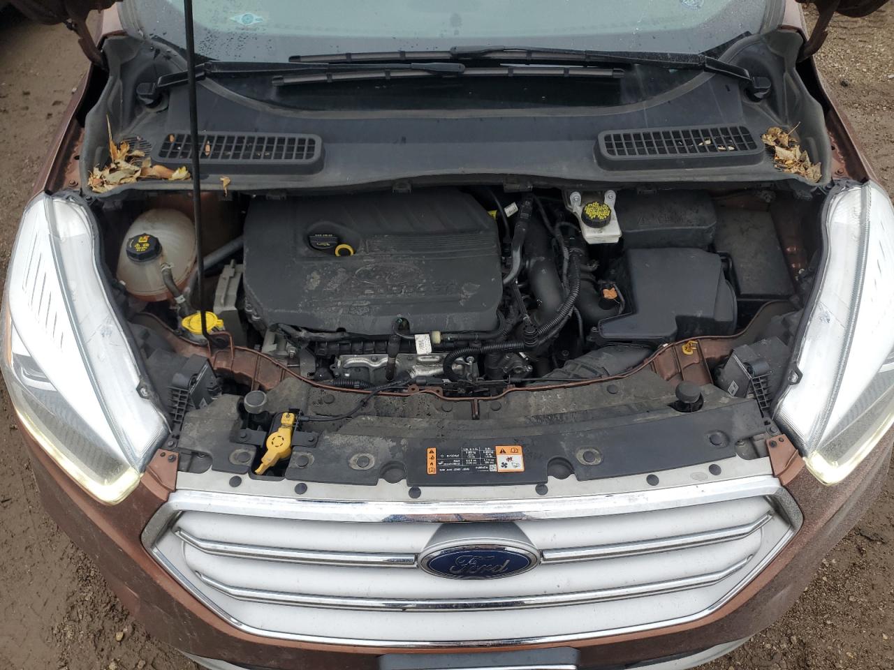 FORD ESCAPE TITANIUM