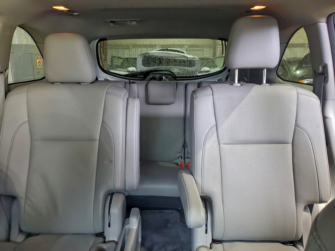 TOYOTA HIGHLANDER LIMITED