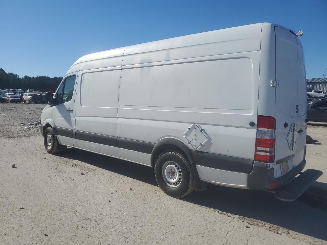 MERCEDES-BENZ SPRINTER 2500
