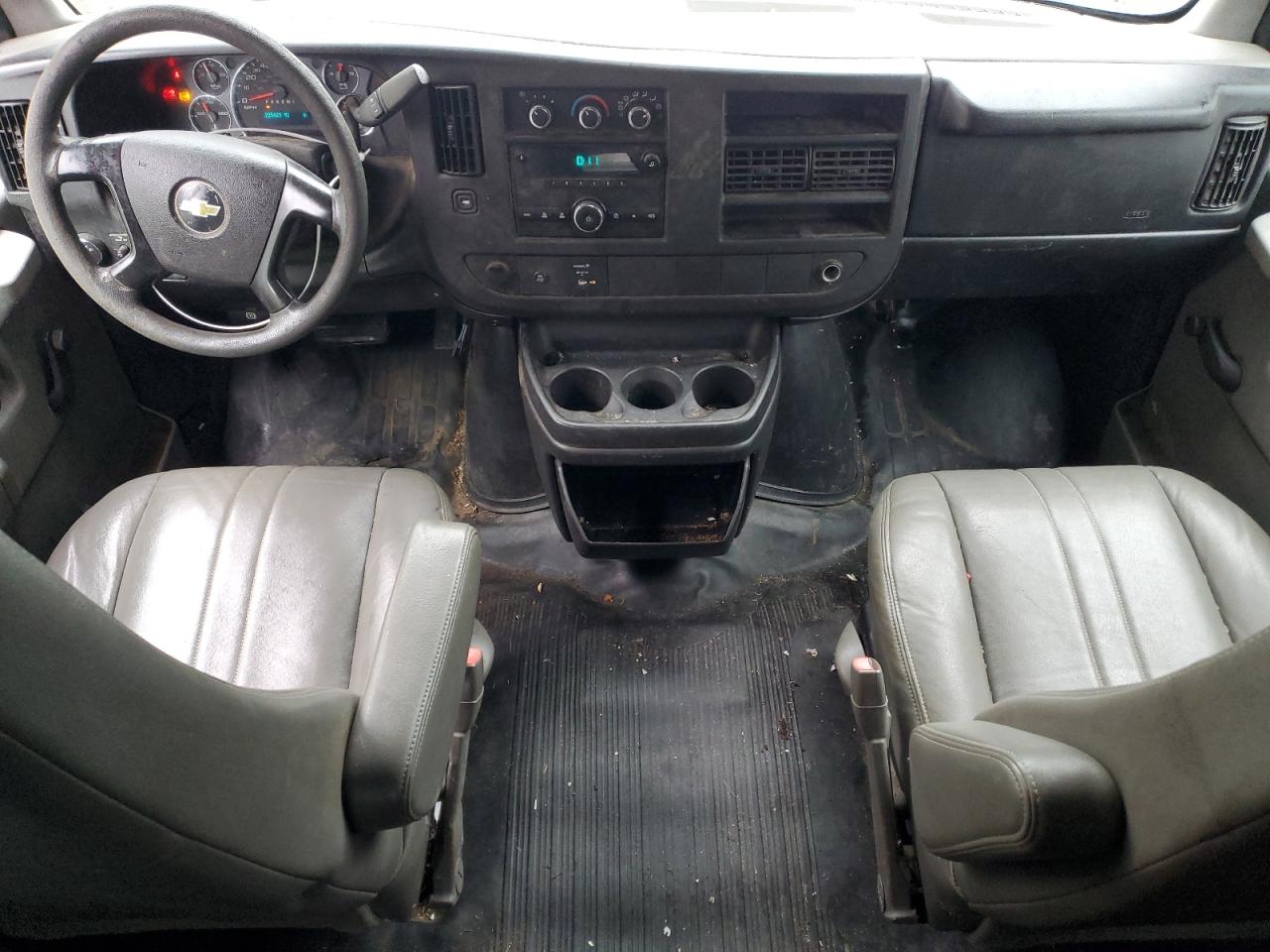 CHEVROLET EXPRESS G2