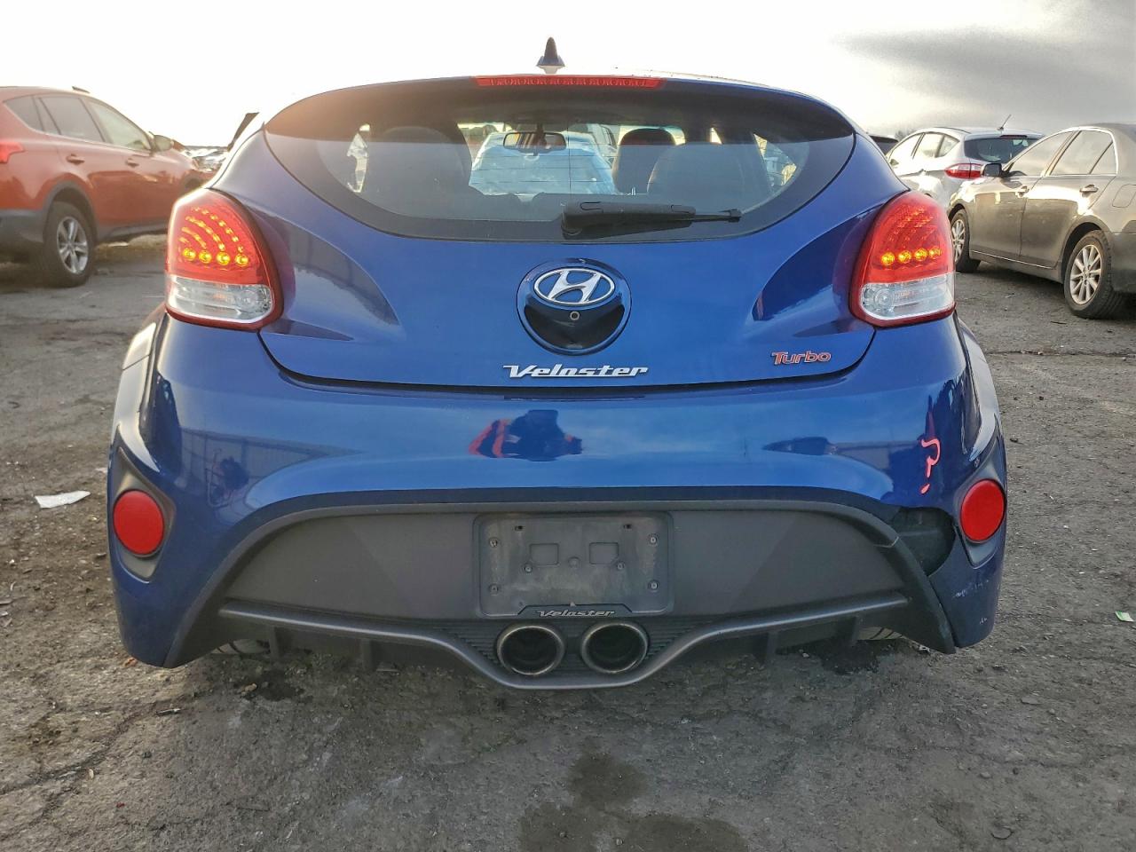 HYUNDAI VELOSTER TURBO