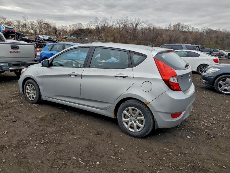 2013 HYUNDAI ACCENT #3305302309