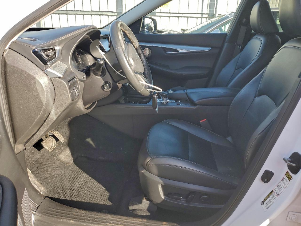 INFINITI QX50 ESSENTIAL