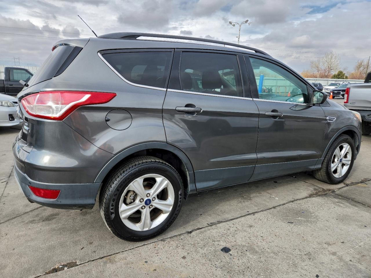 Lot #3302748004 2015 FORD ESCAPE SE