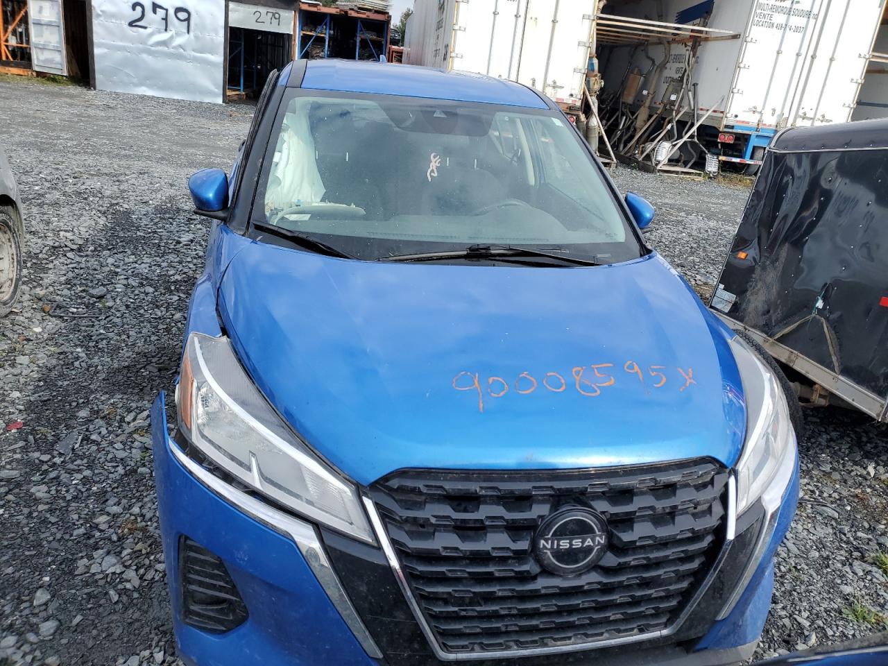 NISSAN KICKS S