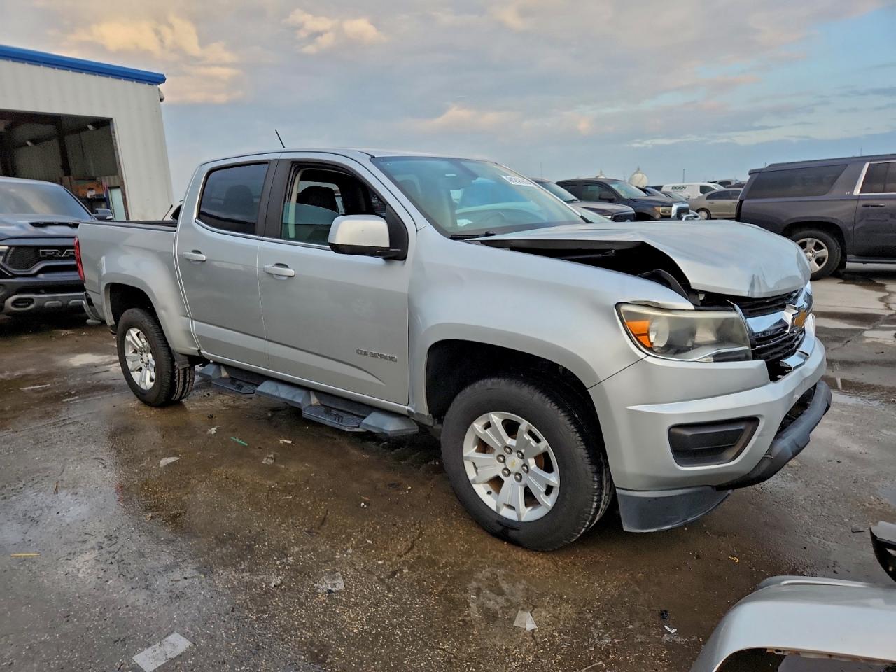 CHEVROLET COLORADO LT