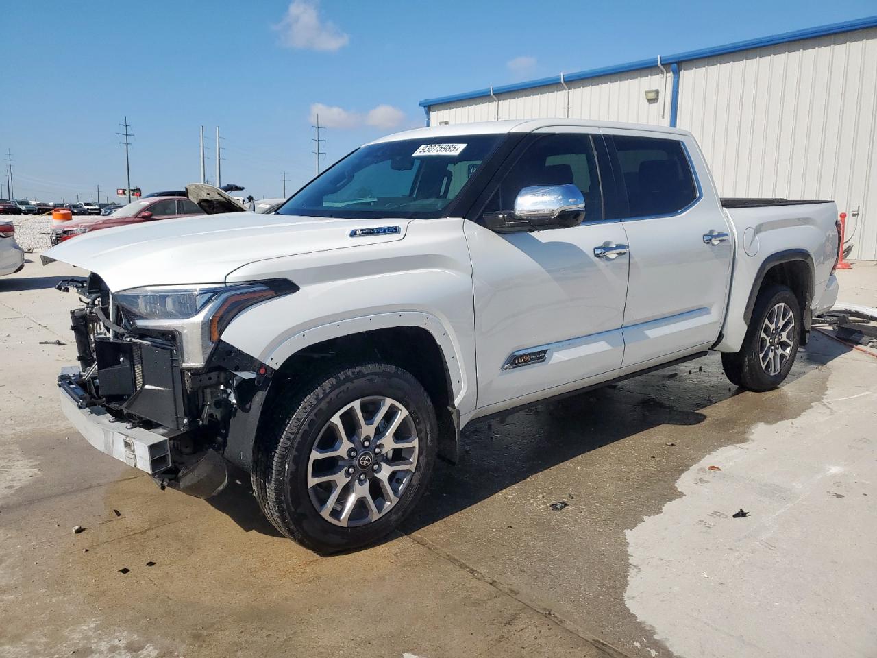 TOYOTA TUNDRA CREWMAX PLATINUM