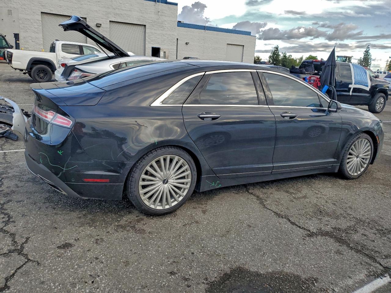 LINCOLN MKZ HYBRID RESERVE